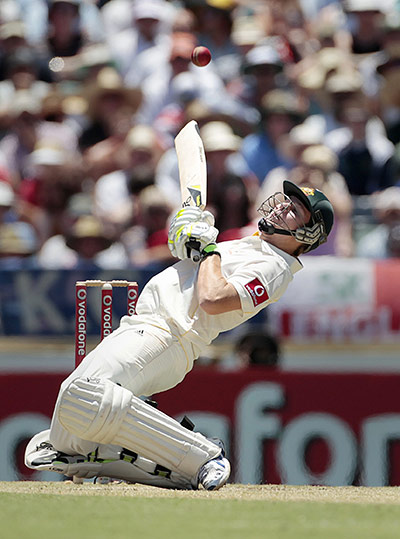 Ashes 2010: Steve Smith ducks 