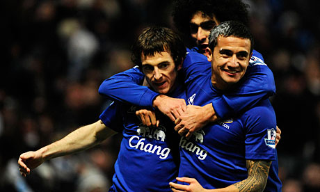 Everton celebrate Leighton Baines' goal against Everton