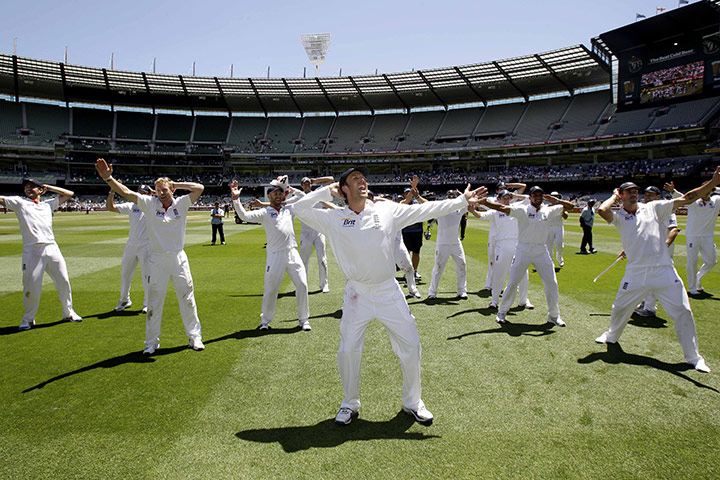 Ashes 2010: England dance