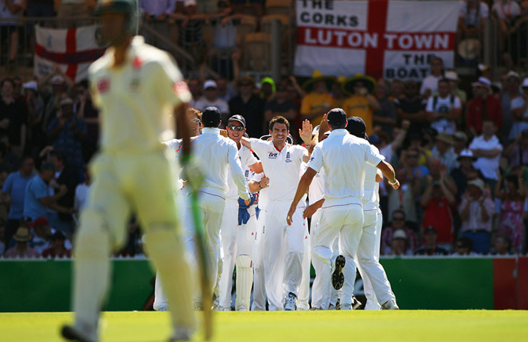 Ashes 2010: England celebrate the wicket of Ricky Ponting