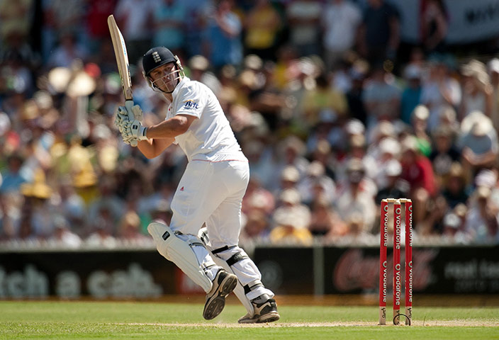 Ashes 2010: Jonathan Trott plays a leg glance
