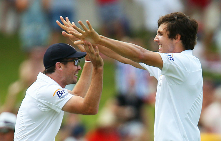 Ashes 2010: Second Test: Steven Finn celebrates with James Anderson