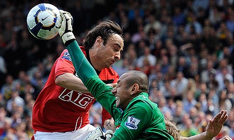 Dimitar Berbatov, Heurelho Gomes