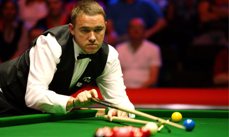 Stephen Hendry won his match comfortably 30 against Bjorn Haneveer of 