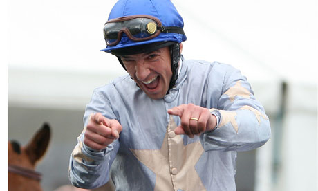Horse Racing - William Hill Gold Cup Festival - Day Three - Ayr Racecourse