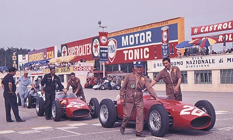 The Ferraris are lined up for the start of the 1960 Italian grand prix