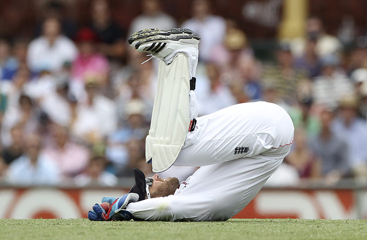 Ashes 2010: Matt Prior catches Ben Hilfenhaus