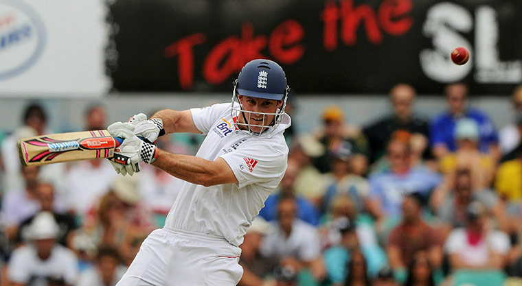 Ashes 2010: Andrew Strauss cuts for four