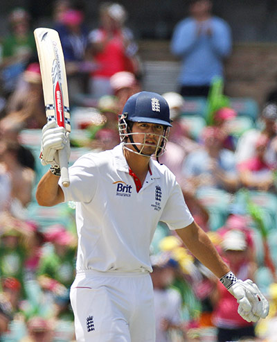 Ashes 2010-11: Alastair Cook reaches 150