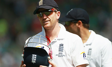 Paul Collingwood will retire from Test cricket after the current Ashes series