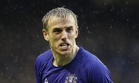 http://static.guim.co.uk/sys-images/Sport/Pix/pictures/2011/2/14/1297708984932/Phil-Neville-the-Everton--007.jpg