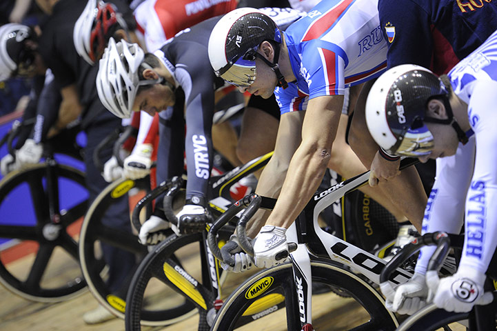 Cycling: Lining up for the start in the 1st round of the mens kierin