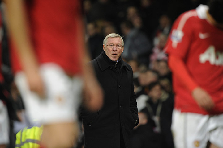 Man Utd v Crawley: Alex Ferguson walks off at half-time
