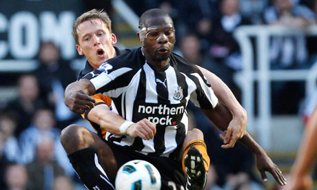 Shola-Ameobi-Newcastle-Wo-007.jpg