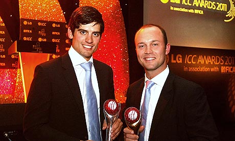 Alastair Cook and Jonathan Trott of England