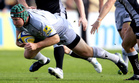 Leicester's Thomas Waldrom in action
