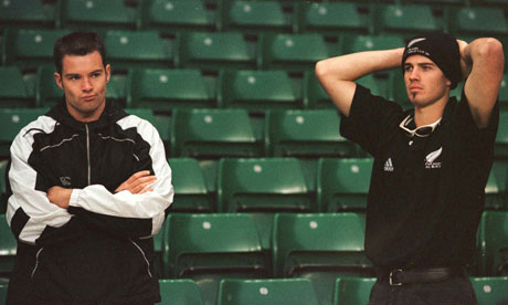 World+cup+2011+final+video+last+over