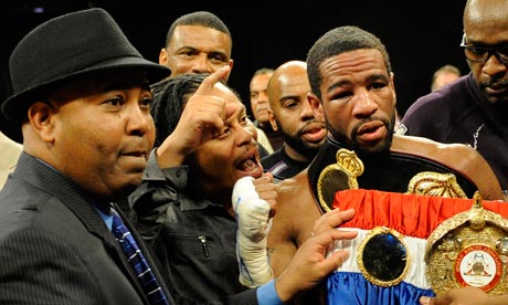 Mustafa Ameen in the ring with Lamont Peterson