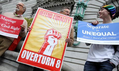 Court: CA gay marriage ban is unconstitutional