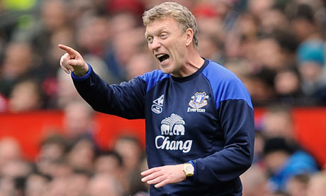 Everton's David Moyes reacts