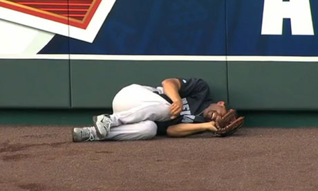 New York Yankees Mariano Rivera grimaces