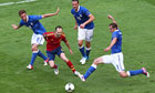 Andreas-Iniesta-confronts-003.jpg