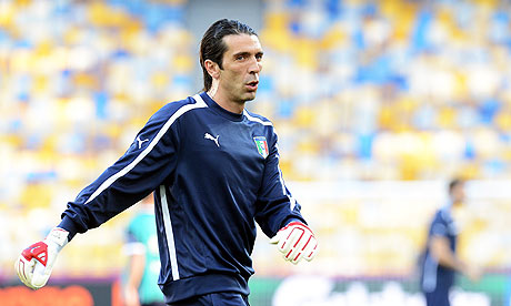 Gianluigi Buffon believes the match-fixing crisis at home has brought the squad tighter together