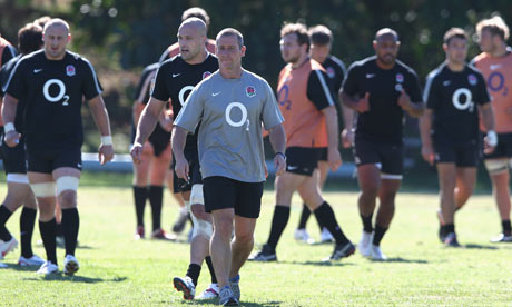 Stuart Lancaster at England training session