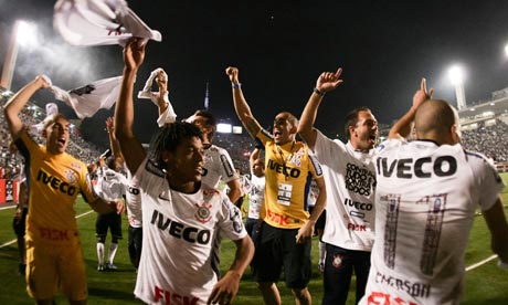 Players of Corinthians celebrate winning the Copa Libertadores
