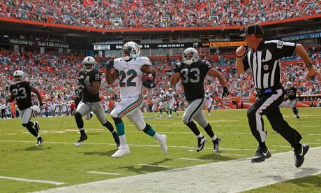Reggie Bush, Oakland Raiders v Miami Dolphins