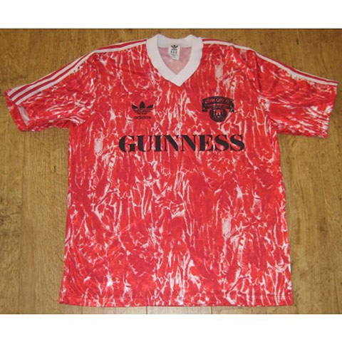 Retro Football Shirts: Retro Football Shirts