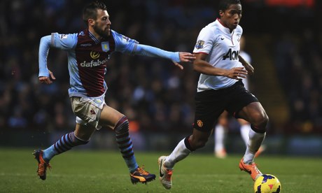 Antonio Luna struggles to keep up with Antonio Valencia, Aston Villa v Manchester United