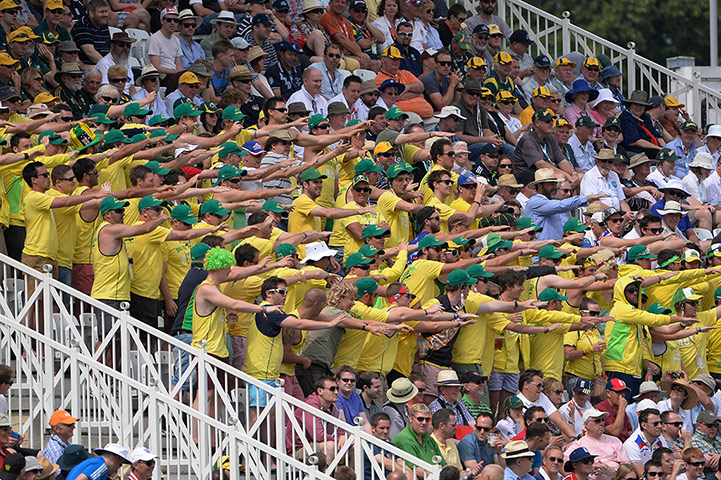 Ashes Day 5 Gallery: 1st ashes test day five