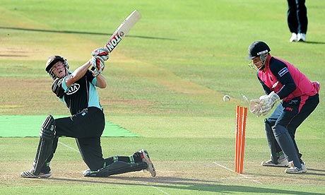 Middlesex Panthers v Surrey Lions - Friends Life T20