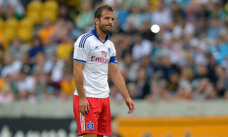 Rafael van der Vaart was subbed and jeered during Hamburg's 5-1 home defeat to Hoffenheim