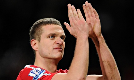 Nemanja Vidic to leave Manchester United