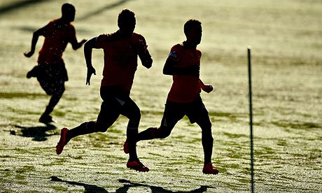 Sport picture of the day: Brisbane Roar training in the morning dew