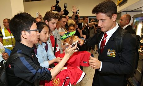 Manchester United and Liverpool on hand to make the most of the post-World ...
