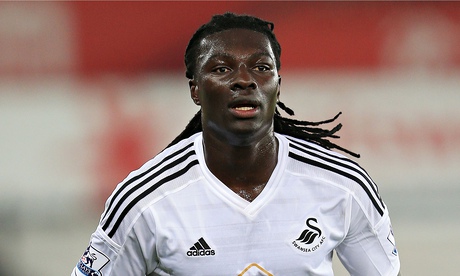 Bafétimbi Gomis in action