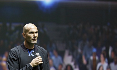 Zinedine Zidane has denied he is about to replace Rafael Benítez as Real Madrid manager