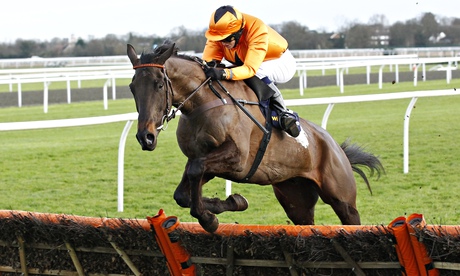 Tea For Two wins at Kempton