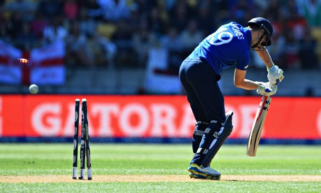  Chris Woakes of England is bowled by Tim Southee of New Zealand