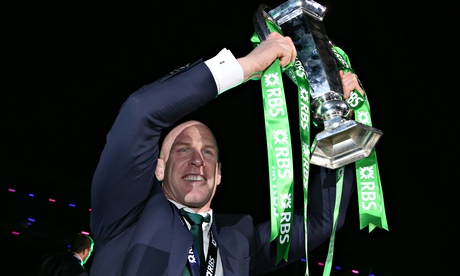 Paul O'Connell lifts the Six Nations trophy