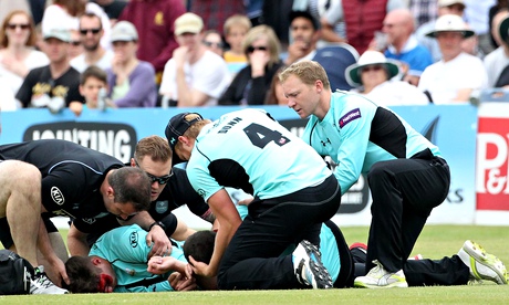 Rory Burns and Moises Henriques