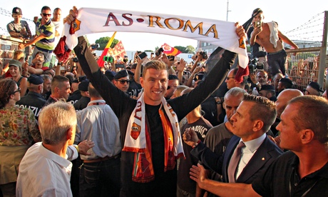 Edin Dzeko arrives in Rome