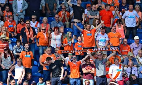 Soccer - Sky Bet League One - Colchester United v Blackpool FC - Weston Homes Community Stadium