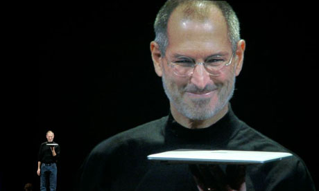 steve jobs health issues. Apple CEO Steve Jobs shows off