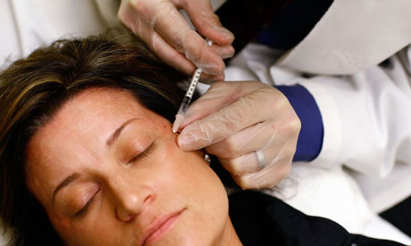 Laid-Off Workers Get Employment Tips And Free Botox Treatments