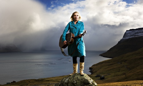 Singer Eivor in the Faroe Islands