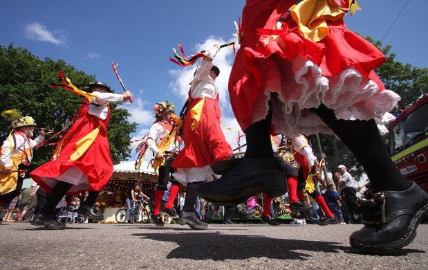 Dance travel photos: Morris dancers in Sussex